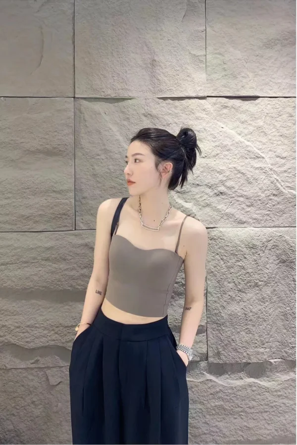 1pc Popular Cool Solid Knitted Yoga Gym Tank Top Bra Seamless Skin-Friendly U-Back Vest with Fixed Chest Pad Suspender for Women - 图片 3