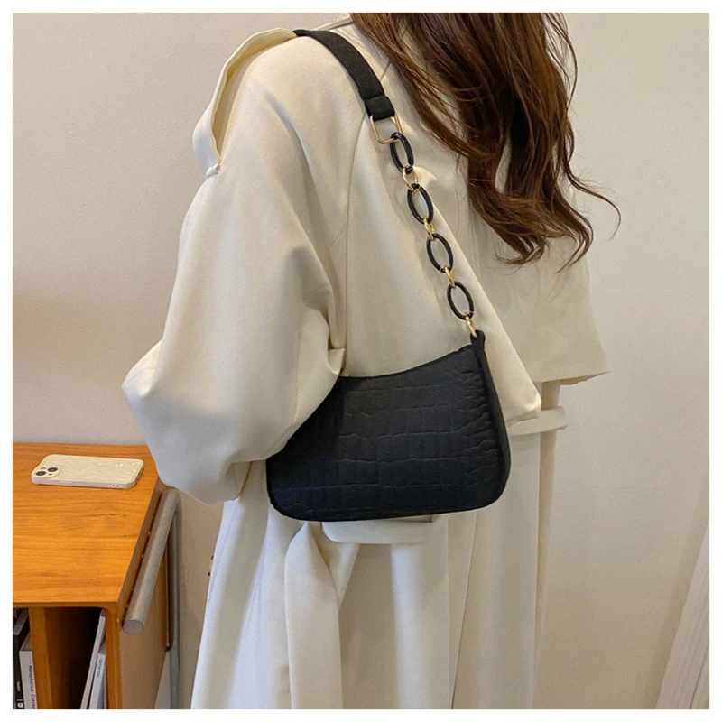 Popular Retro Gentle Temperament Small Square Bag 2024 Autumn Shoulder Handheld Fashion Casual Yankee Underarm Small Square Bag - Image 5