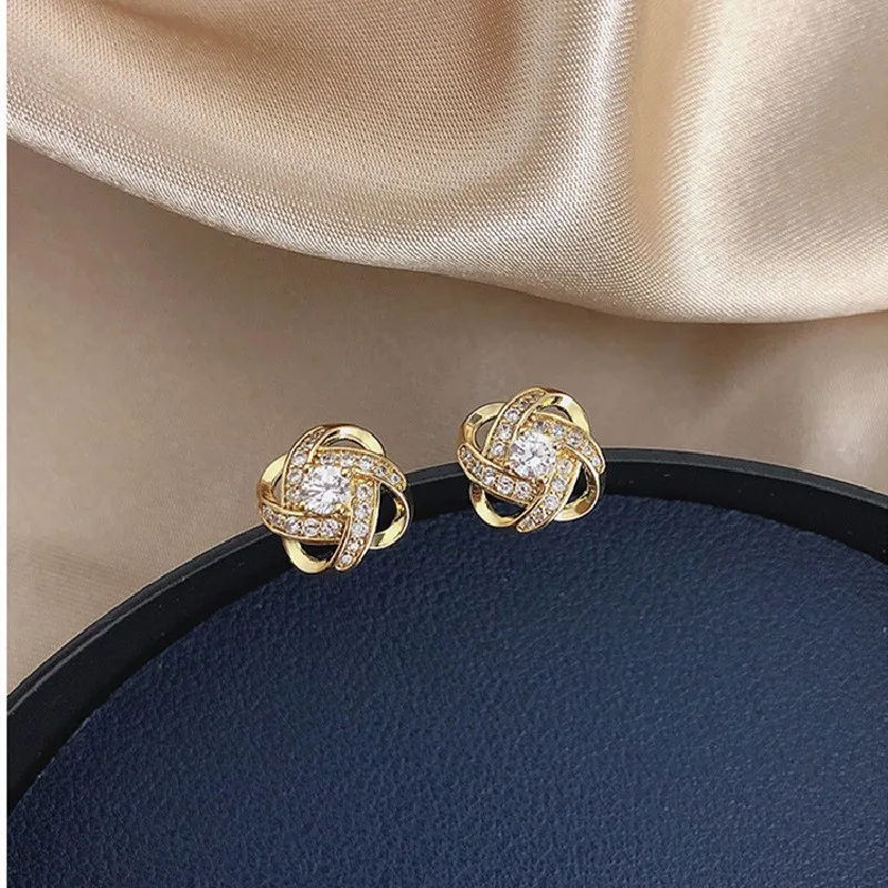 Light Luxury Zircon Stud Earrings Simple Cross Hollow Geometric Earrings Wedding Party Exquisite Ear Jewellery Women Gifts - Image 5