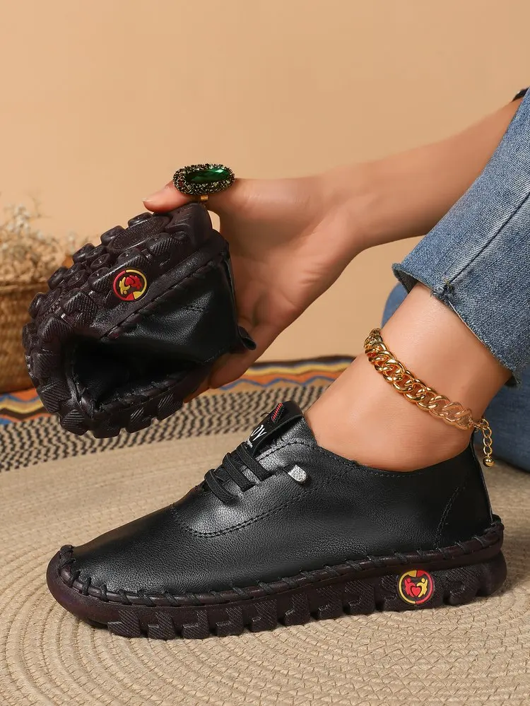 2025 Spring and Autumn Hand-stitched Single Shoes Large Size Women's Shoes Middle-aged Mom Shoes White Shoes Flat Casual Shoes - Image 6