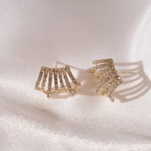 Delicate Multi-layer C- shaped Stud Earrings Women Fashion Temperament Inlaid Rhinestone Ear Stud Party Earrings Accessories