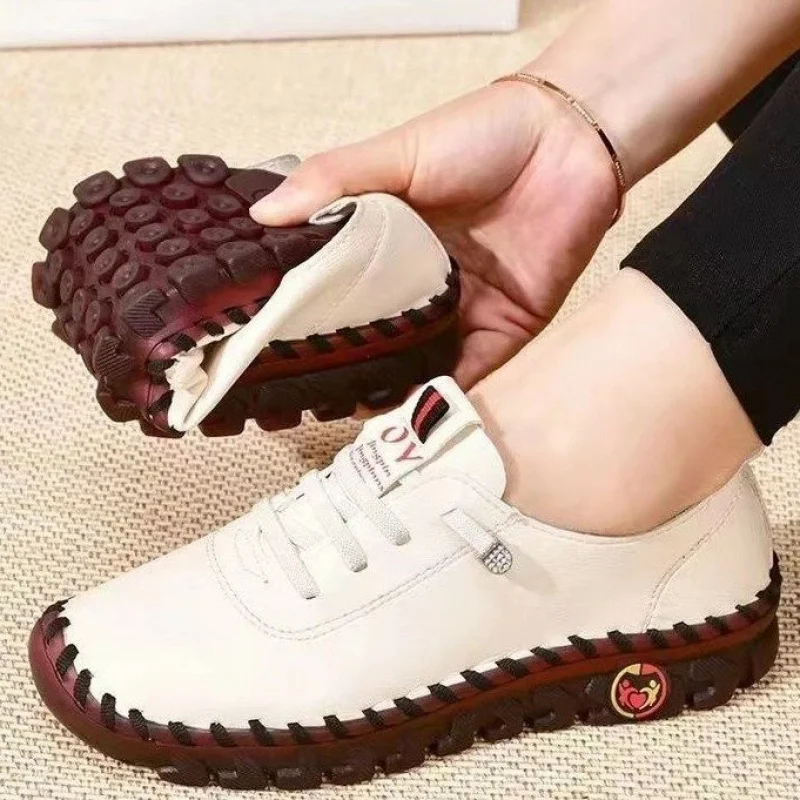 2025 Spring and Autumn Hand-stitched Single Shoes Large Size Women's Shoes Middle-aged Mom Shoes White Shoes Flat Casual Shoes