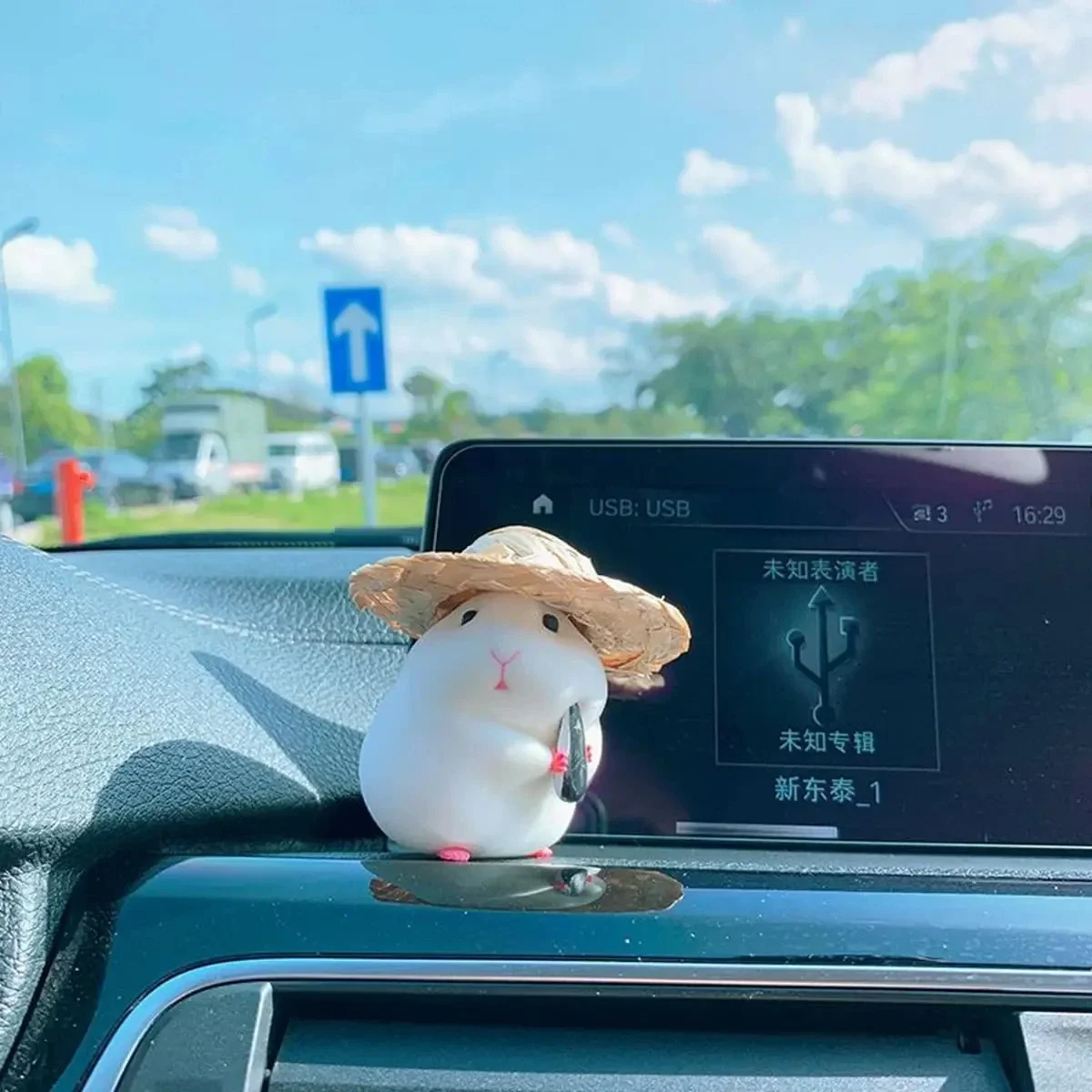 Car Decoration Hamster Car Accessories New Console Cute Doll Car Interior Pendant Decoration Cool Decoration Accesories - Image 6